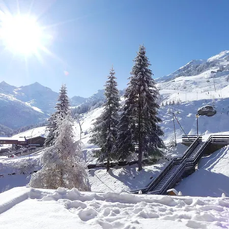 Residence Plein Soleil Meribel Exterior photo
