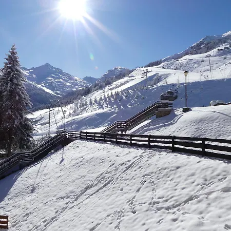 Residence Plein Soleil Meribel Exterior photo