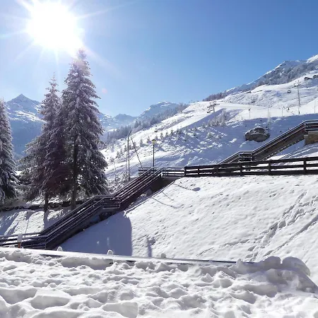 Residence Plein Soleil Meribel Exterior photo