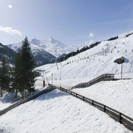 Residence Plein Soleil Meribel Exterior photo